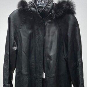 Tibor Leather Women's Thinsulate Black Leather Button Up Coat